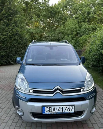 pomorskie Citroen Berlingo cena 22400 przebieg: 198065, rok produkcji 2013 z Szczecin